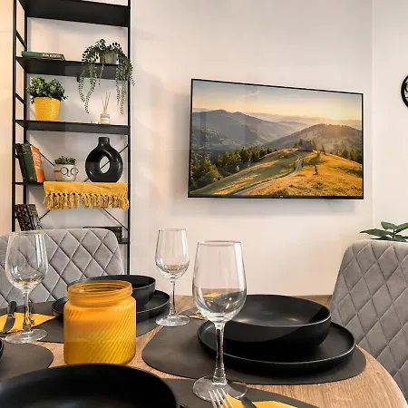 1br Golden Urban Nest With Parking Apartment *