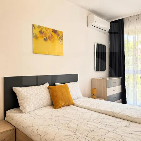 1br Golden Urban Nest With Parking