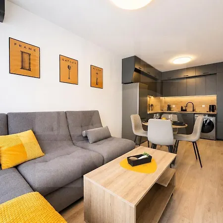 1br Golden Urban Nest With Parking Apartament *
